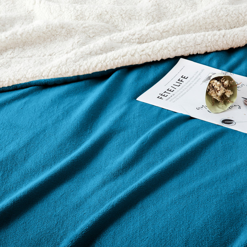Kaylie Soft Sherpa Fleece Fur Thick Dual Sided Reversible Blanket Throw, Teal, 150cm x 200cm