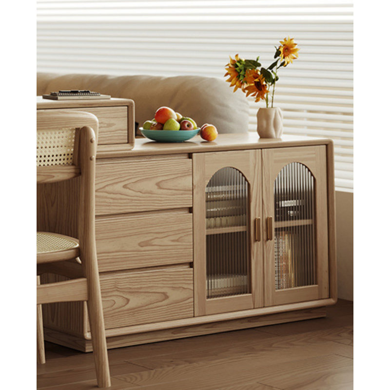 Stylish And Comfortable Dresser