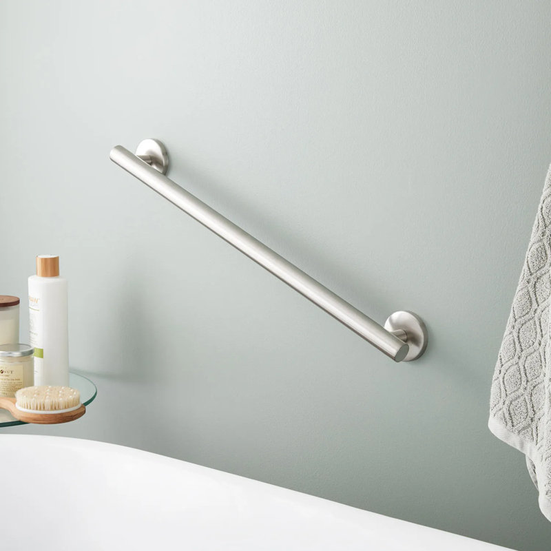 Barre d'appui contemporaine Signature Hardware, Nickel brossé, L 26,75 po