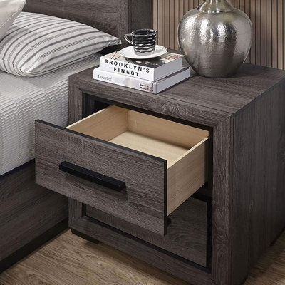 2 tables de chevet grises, conception bicolore avec bordure noire, table de chevet contemporaine et 2 tiroirs décoratifs