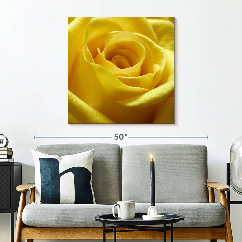 Harnek Yellow Rose, 30" H x 30" W