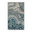 Tapis brun soyeux et moelleux-414899514