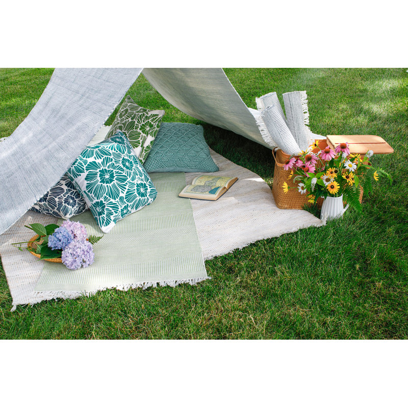 Biscotti Handmade Flatweave Beige Indoor / Outdoor Area Rug, Rectangle 5' x 8'