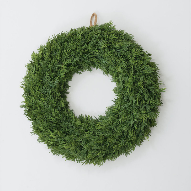 Couronne de cèdre artificielle luxuriante, H 22 po x l 22 po x P 4 po