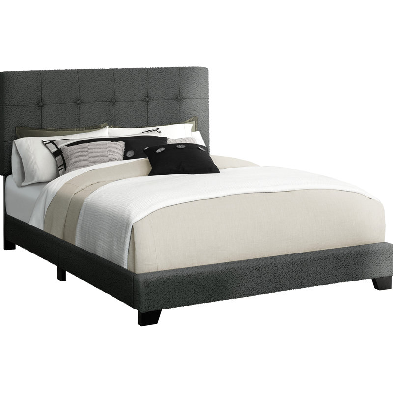 Structure de lit tapissier grand avec cadre gris foncé, décor de chambre à coucher transitionnel, bois massif et tête de lit à boutons, structure à profil bas, taille, style, rembourrage confortable
