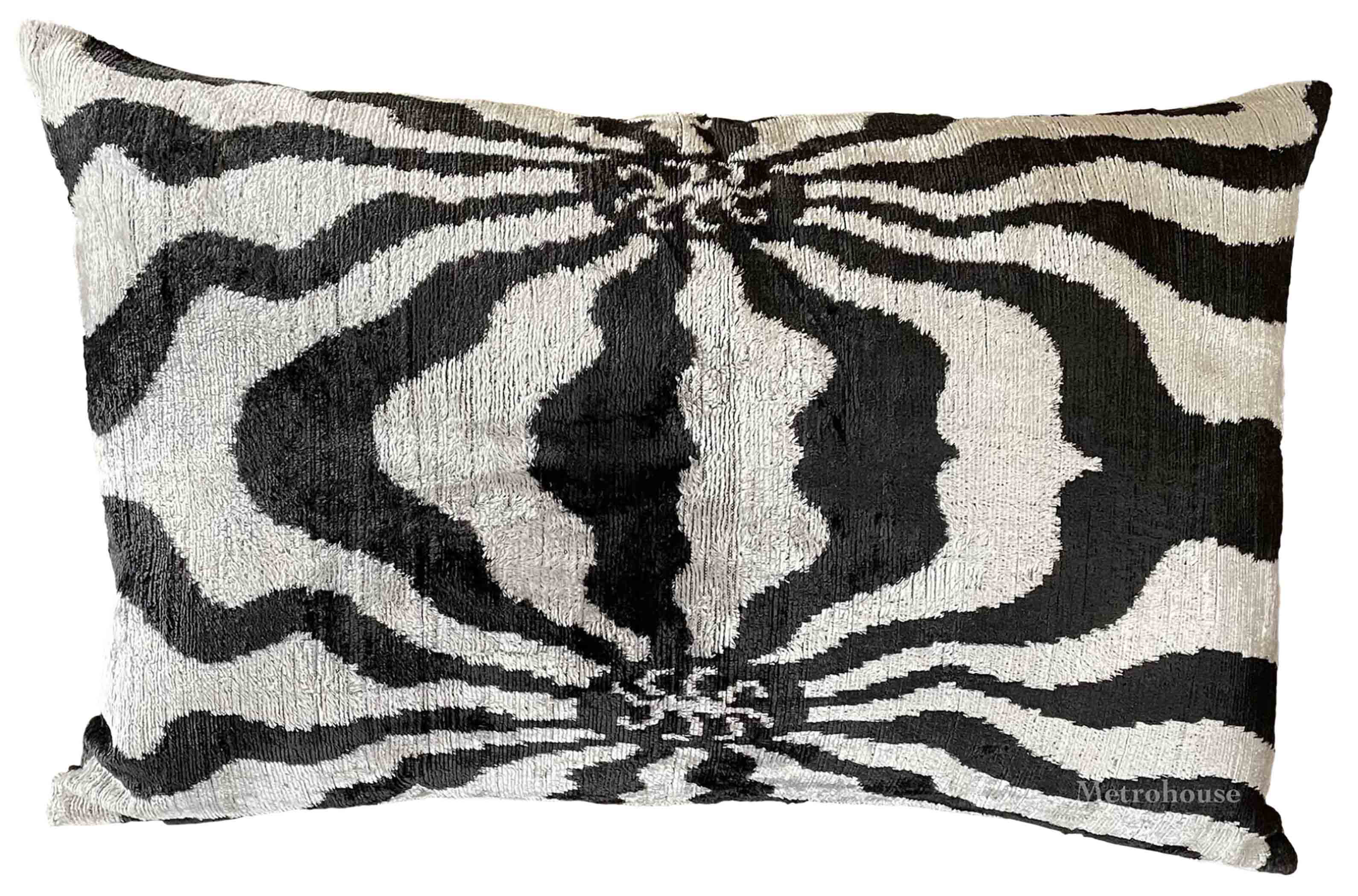 https://assets.wfcdn.com/im/15048847/compr-r85/2267/226728723/judd-velvet-lumbar-throw-pillow.jpg