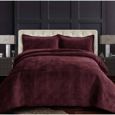 Capri Velvet Quilt