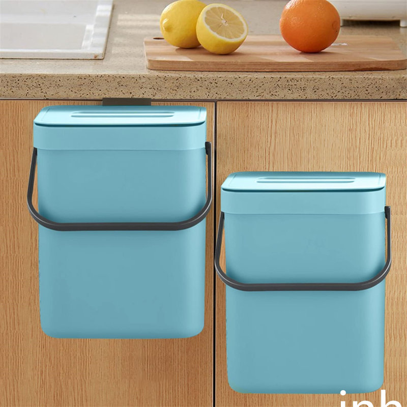 Small Trash Can with Lid, Blue