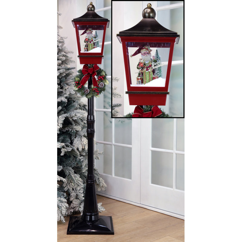 Lampadaire enneigé avec lutin et boîtes-cadeaux - 72 pouces
