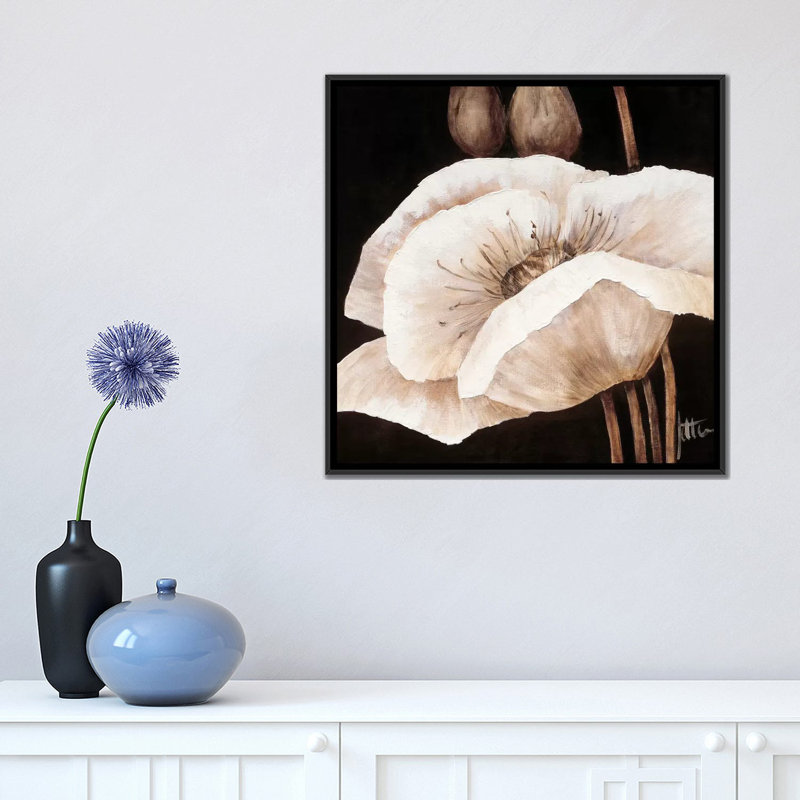 «Amazing Poppies I», impression sur toile, H 18 po x l 18 po x P 1,5 po, Toile encadrée noire, Pas de tapis