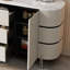 Buffet simple et moderne de style italien