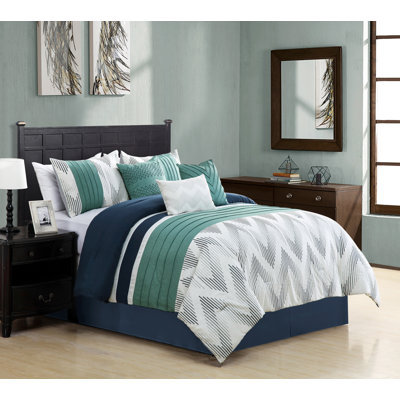 Kendra Modern & Contemporary Chevron / Zig Zag Comforter