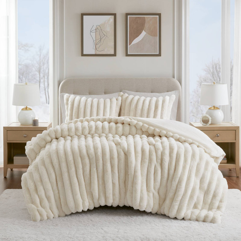 3-Piece King  soft Faux Fur Ribbed Comforter Set,Ivory