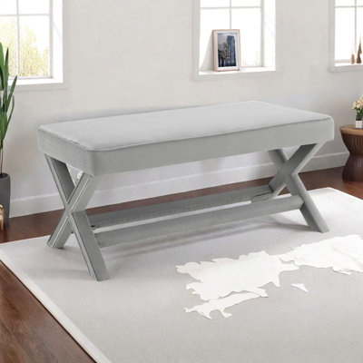 Banc rembourré en velours avec pieds en X croisés et coussin passepoilé pour le salon de la chambre à coucher