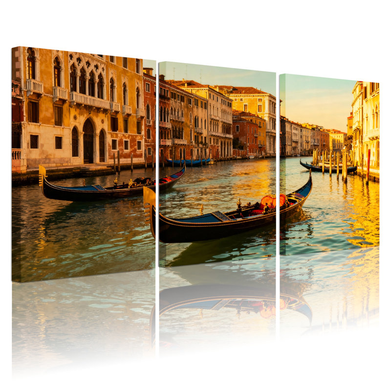 Ensemble de 3 tableaux sur toile représentant une scène de gondoles sur les canaux de Venise, H 30 po x l 60 po
