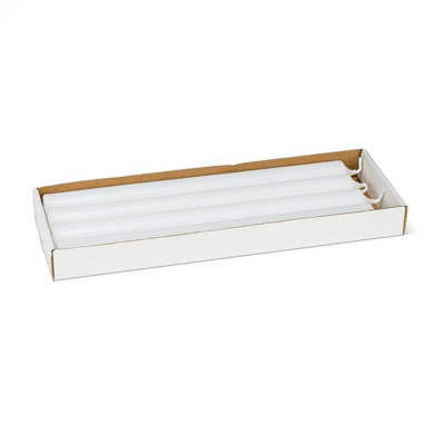 Set Of 4 White Straight Tapers Candle