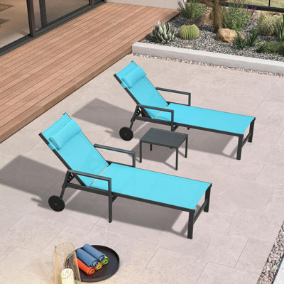 Patio Lounge Chair Set Of 3 Outdoor Chaise Lounger Aluminum Frame With Armrest Side Table And Wheels