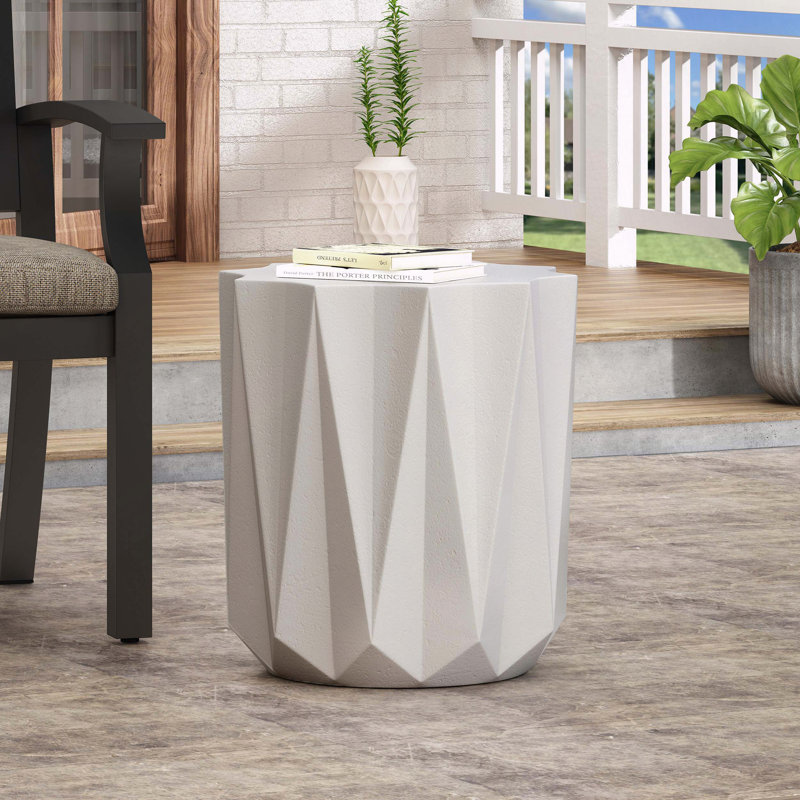 Table d'appoint en béton léger