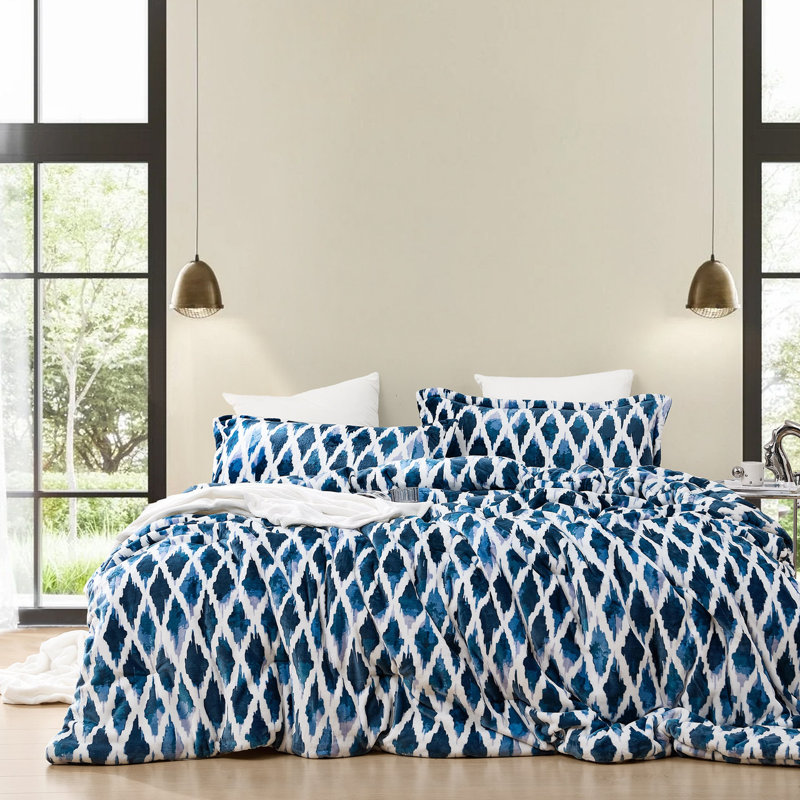 Love Thick - Cuddly Coma Inducer Oversized Comforter Set - Arizona Blue Nights, Queen Comforter + 2 Standard Pillow Shams