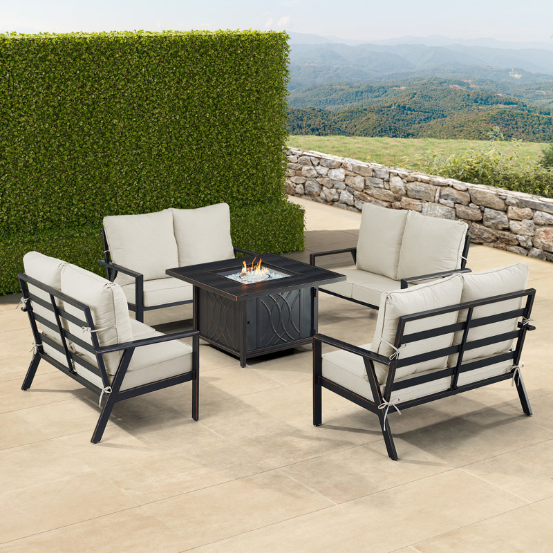 Ensemble de table de foyer en aluminium noir avec quatre causeuses profondes, Gris clair