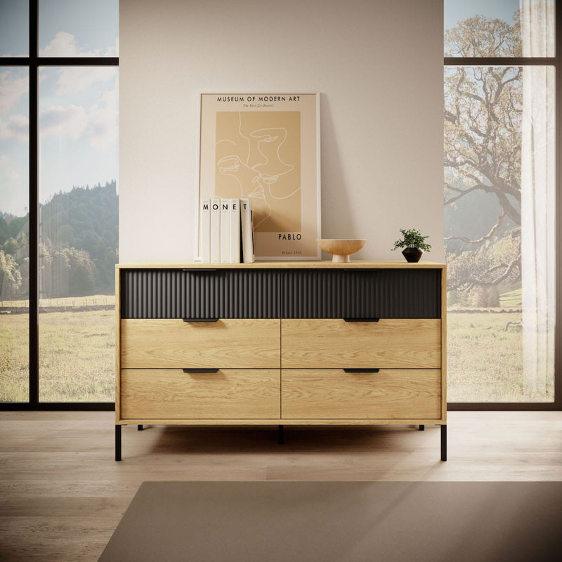 Botond 137cm Sideboard