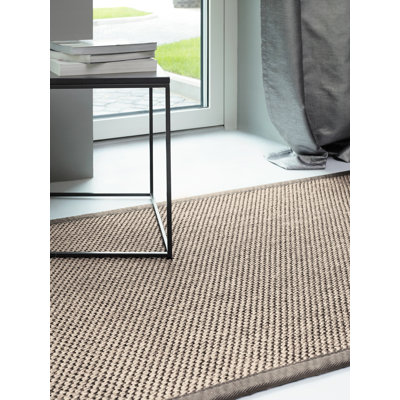 Cahto Solid Colour Area Rug