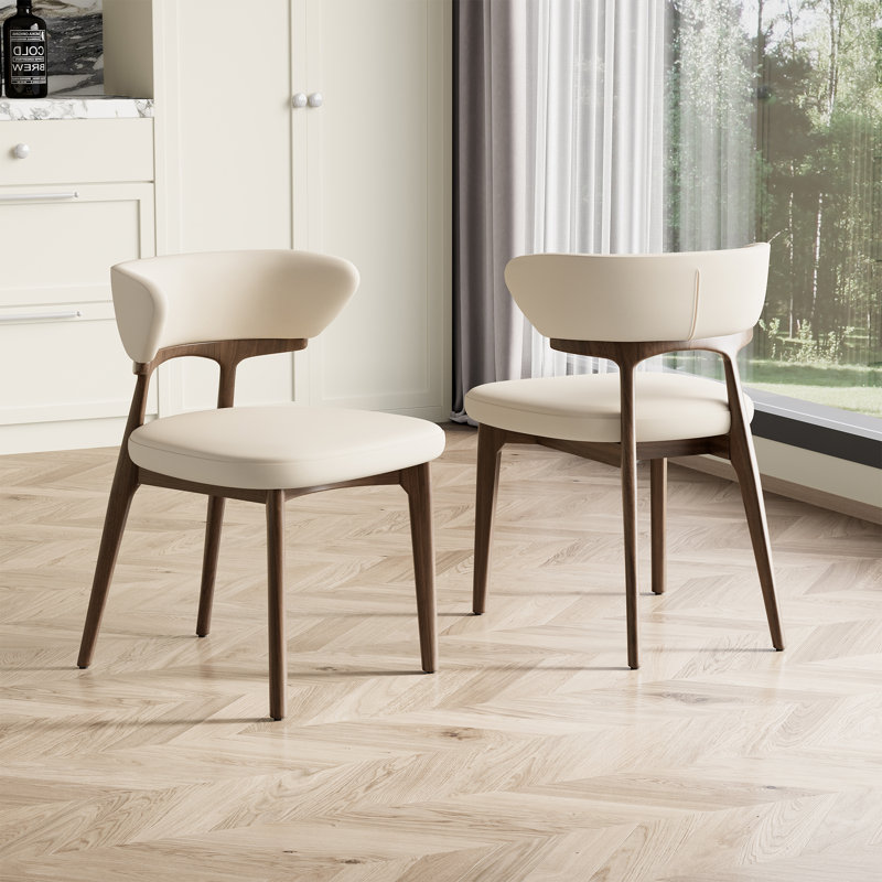 Chaise de salle à manger moderne en similicuir, chaises de cuisine en bois massif sans assemblage, avec siège et dossier rembourrés pour la salle à manger, conception confortable en beige, pieds bruns (ensemble de 2)