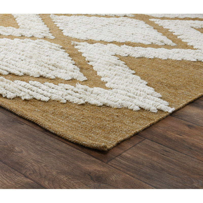 Warren Geometric Area Rug in Orange/White, Rectangle 2' x 3'