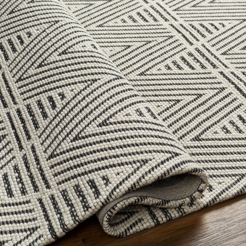 Tapis Nevada, Rectangle 2 pi 3 po x 3 pi 9 po