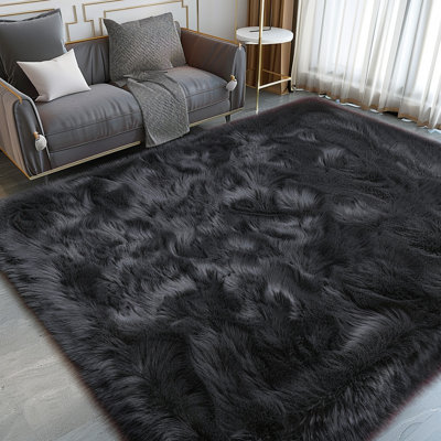 Rakebia Indoor Rug