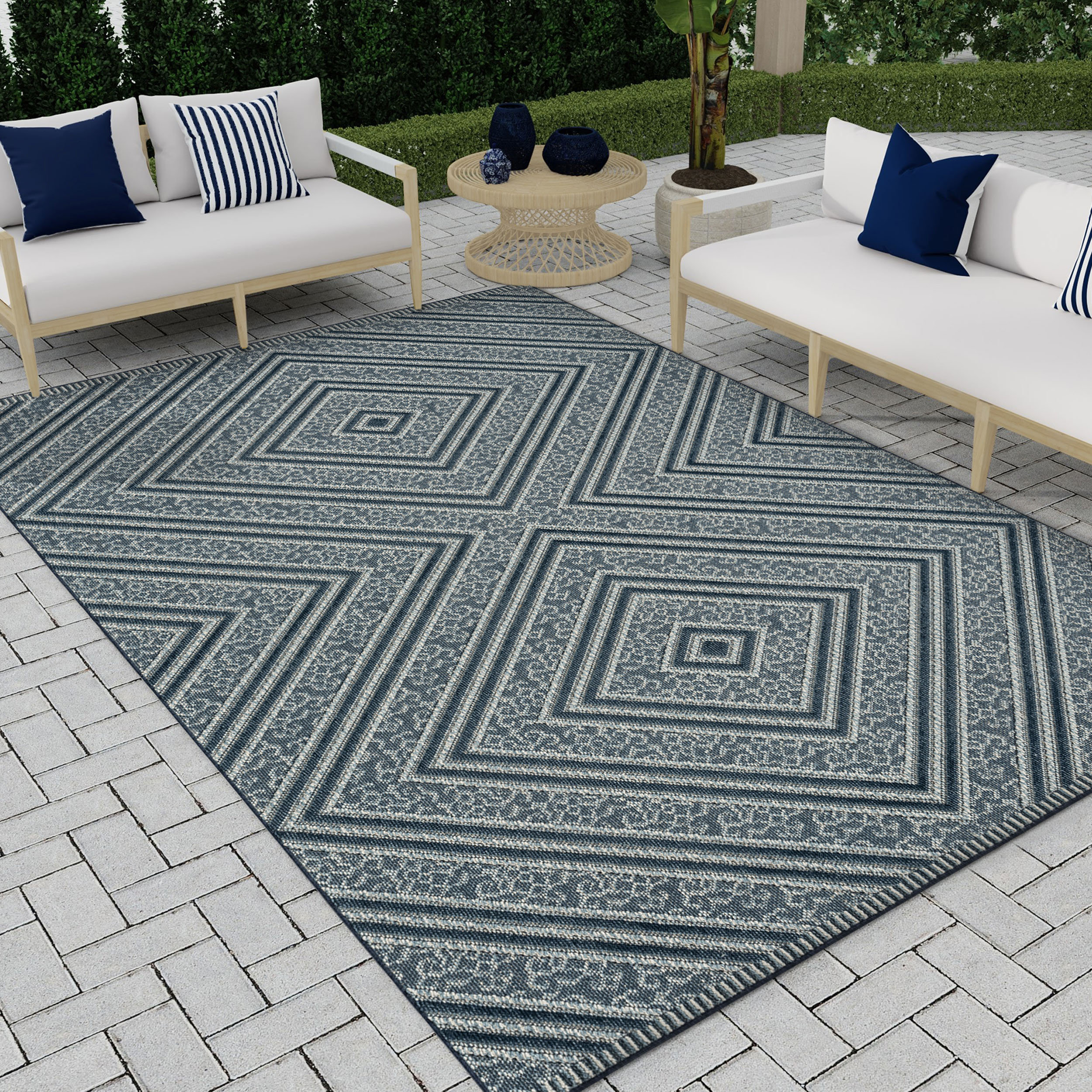 Nautica Geometric Indoor / Outdoor Area Rug in Blue & Reviews | Wayfair