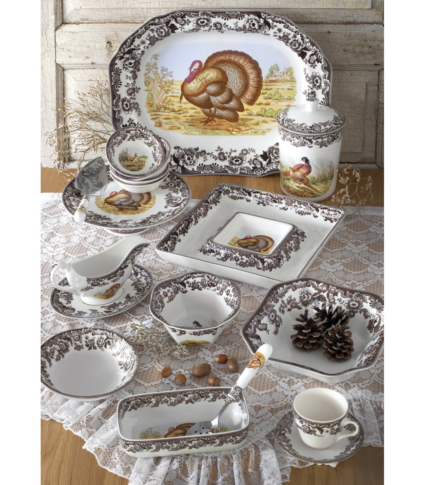 Spode Woodland Turkey Luncheon Plate
