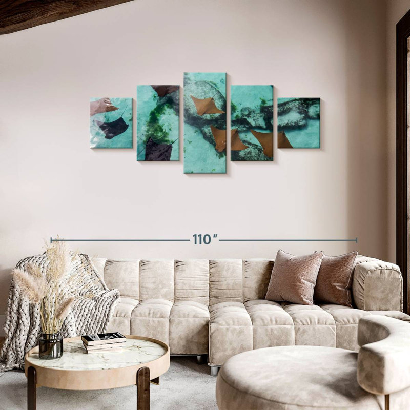 Underwater Sting Ray Family, 36" H x 80" W