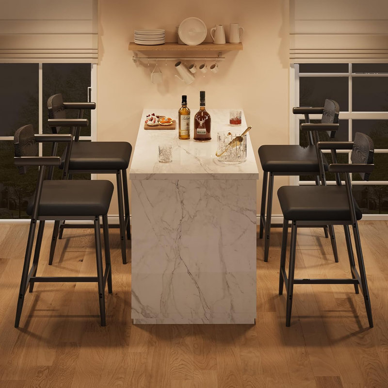 Ensemble de 2 tabourets de bar 26 po à hauteur de comptoir avec accoudoirs, ensemble de tabourets de bar modernes avec dossier et siège rembourré plus large, tabourets de bar en métal avec repose-pieds pour îlot de cuisine, assemblage facile
