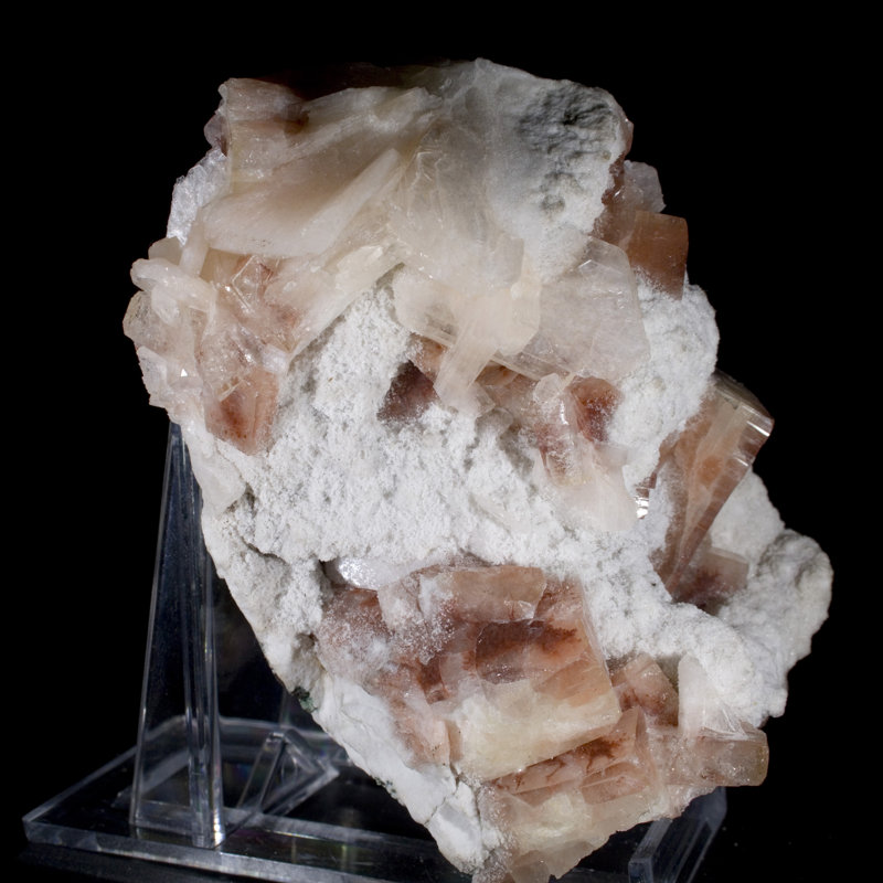Rare apophyllite cubique avec stilbite sur calcédoine