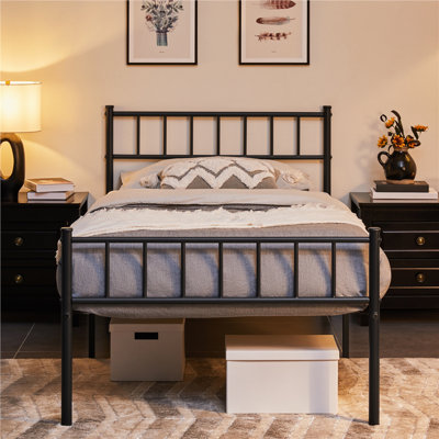 Minimalist Metal Bed Frame with Slatted Headboard