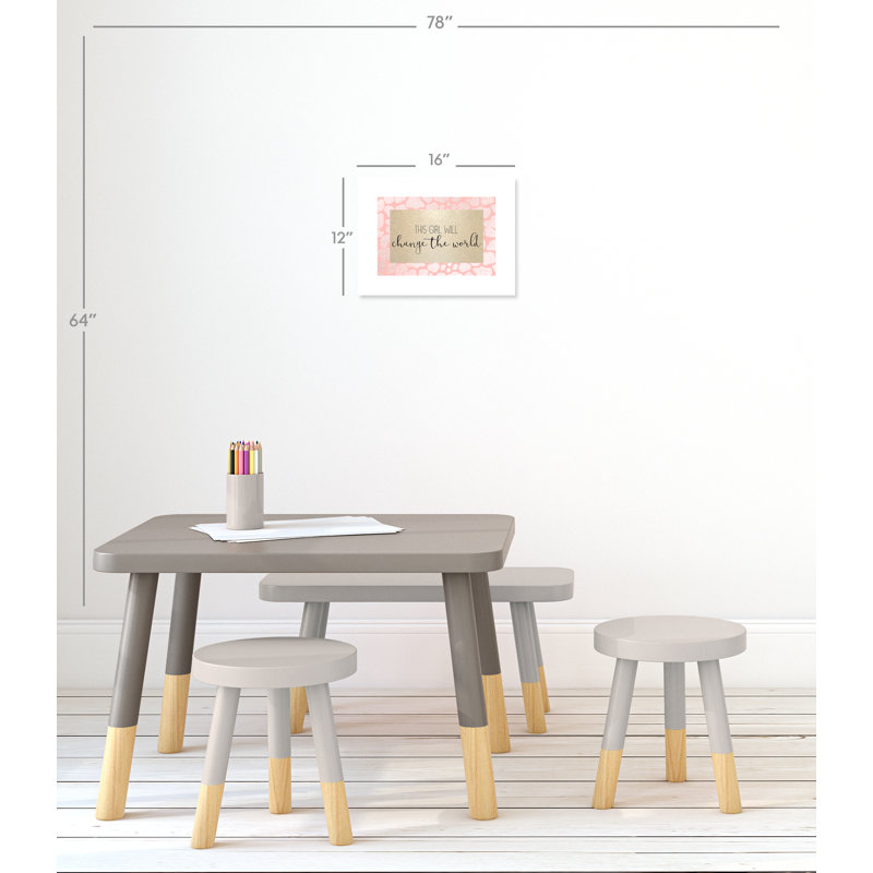 This Girl Will, impression sur papier, H 12 po x l 16 po x P 1 po, Papier