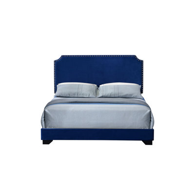 Haemon Blue Velvet Queen Bed