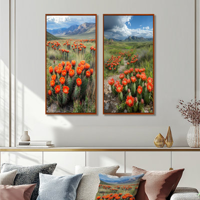 Blooming Cacti Desert At Sunset I - Collection d'art floral sur toile 2 panneaux