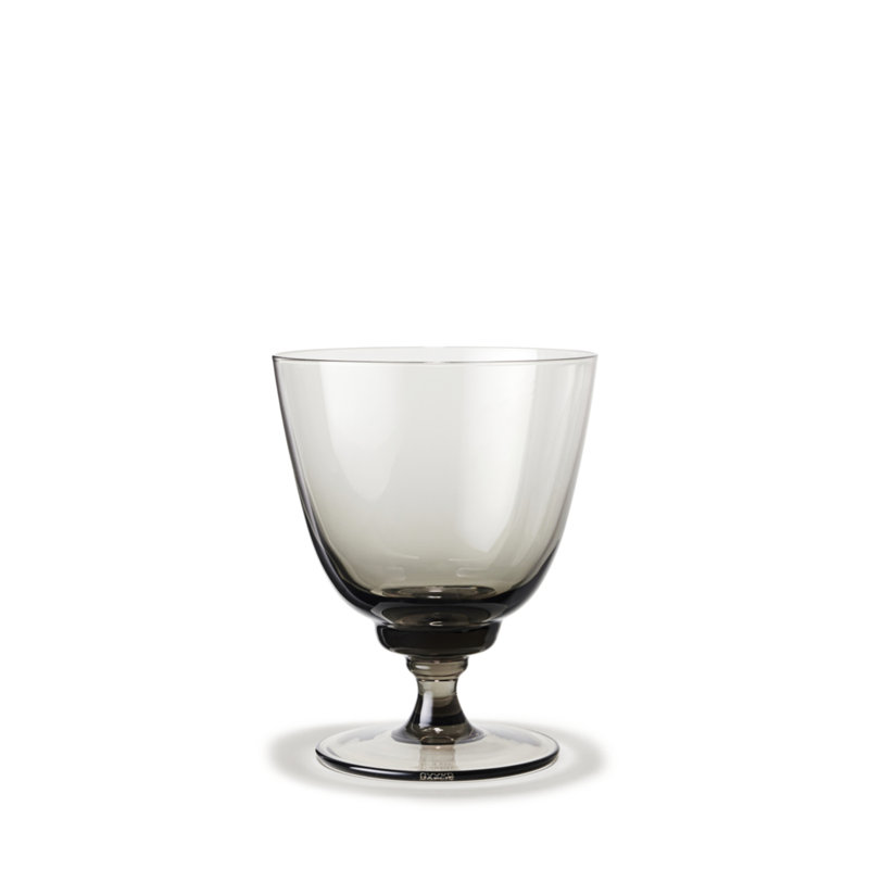 Verre coulant sur pied, Gris