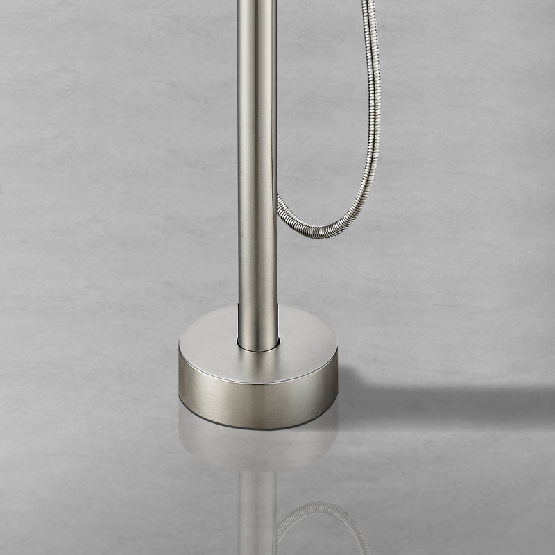 Robinet de baignoire autoportant à poignée simple classique avec douche à main, Nickel brossé
