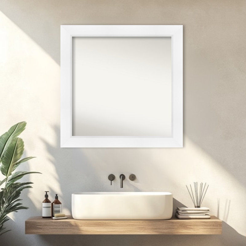 Miroir mural de salle de bain incliné blanc non biseauté, 31,5 po x 31,5 po, Blanc