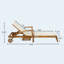 Ensemble de table d'appoint d'extérieur inclinable avec chaise longue en bois d'acacia avec coussin de 2 pouces et table d'appoint pliable à dossier réglable pour véranda au bord de la piscine
