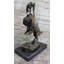 Sculpture en bronze Statue d'un Amérindien sautant par-dessus Buffalo et cheval