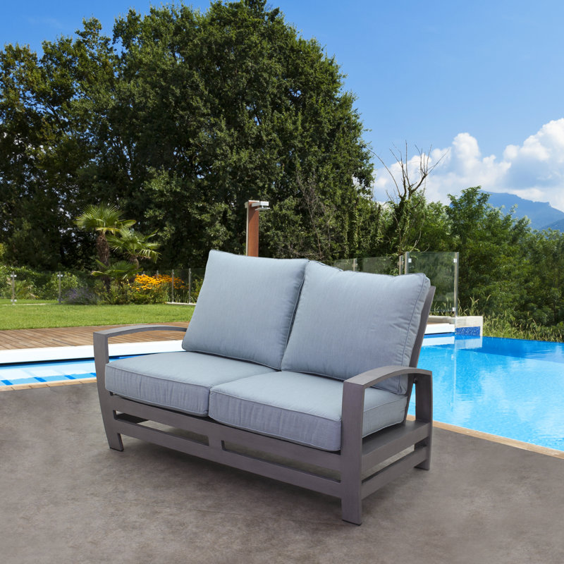 Causeuse avec coussins sunbrella Shoaf