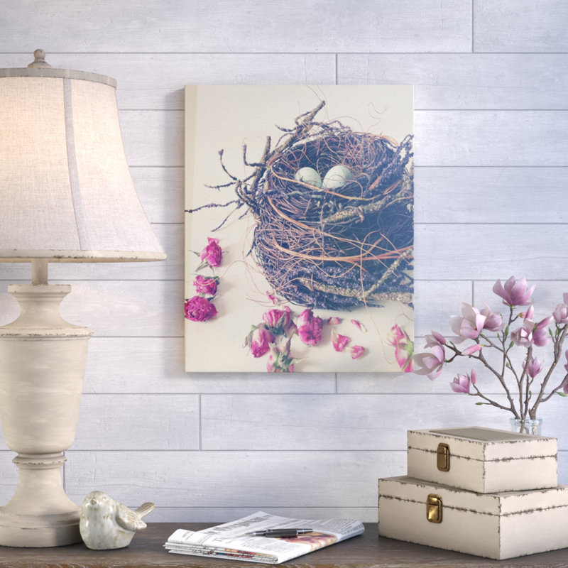 « oiseau nest », impression sur toile tendue, H 20 po x l 16 po x P 1,5 po