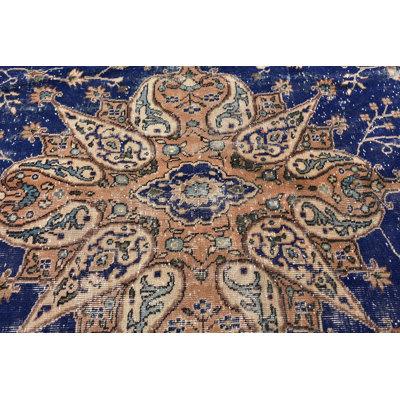 Tapis turc antique en laine fabriqué à la main pour un élégant décor de salon