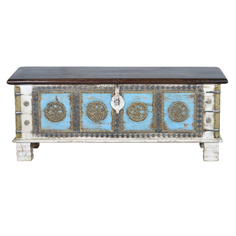 Loch Solid Wood Accent Trunk