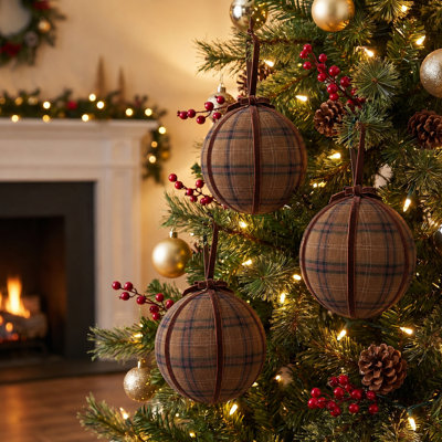 6" Plaid Velvet Ball Ornament 
