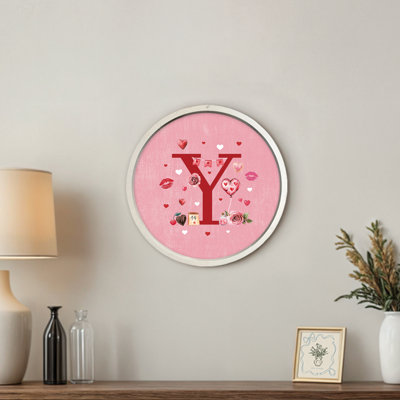 «Valentine Things Monogram - Y Round White», reproduction encadrée